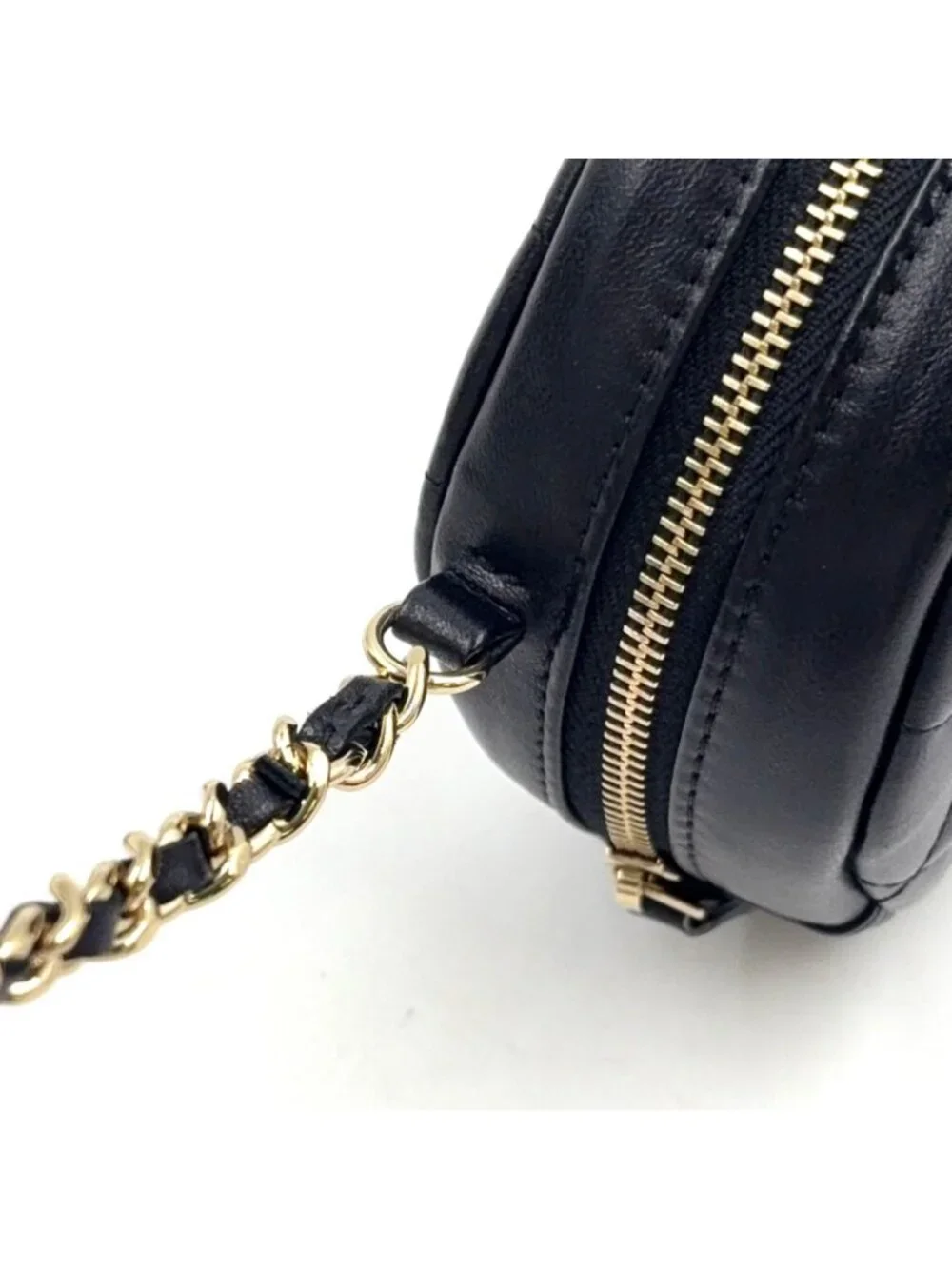 Chanel Classic Round Chain Lambskin Black Shoulder Bag Gold